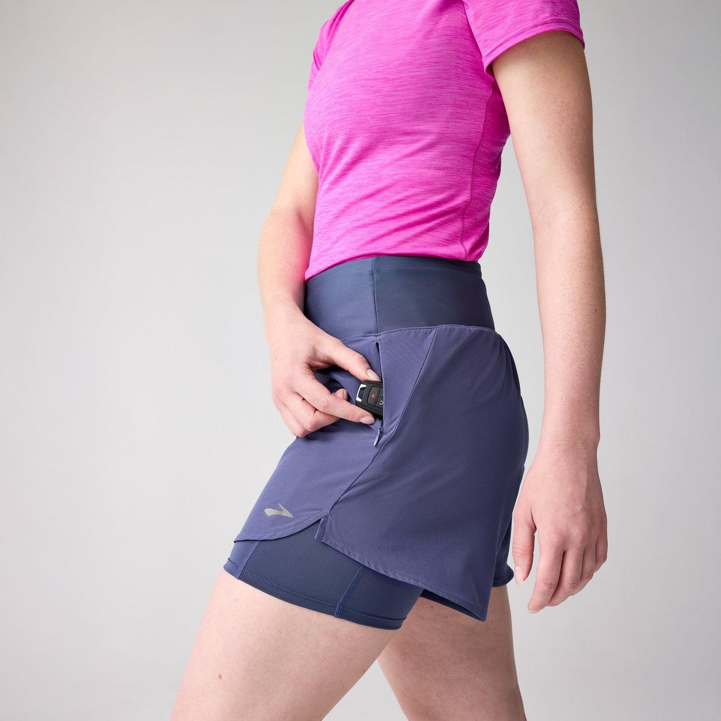 Brooks 2-en-1 Running Shorts | Máxima Cobertura y Cero Rozaduras Mujer