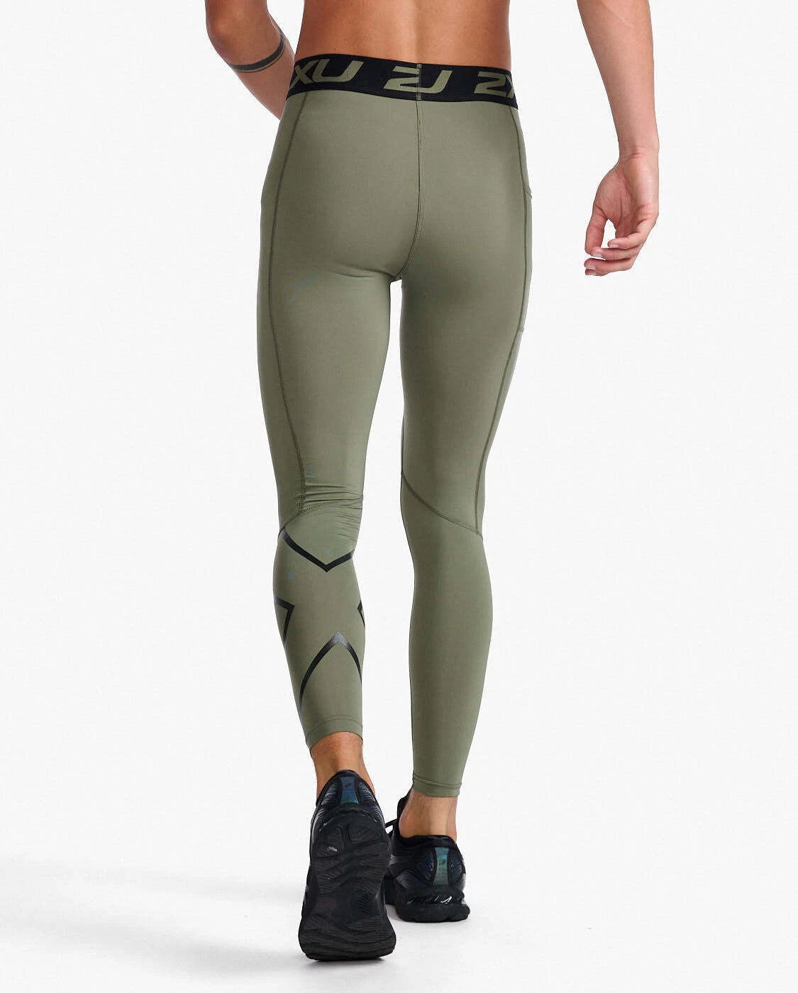 2XU Mallas de Compresión 3/4 (tipo Pirata) Talla Mediana